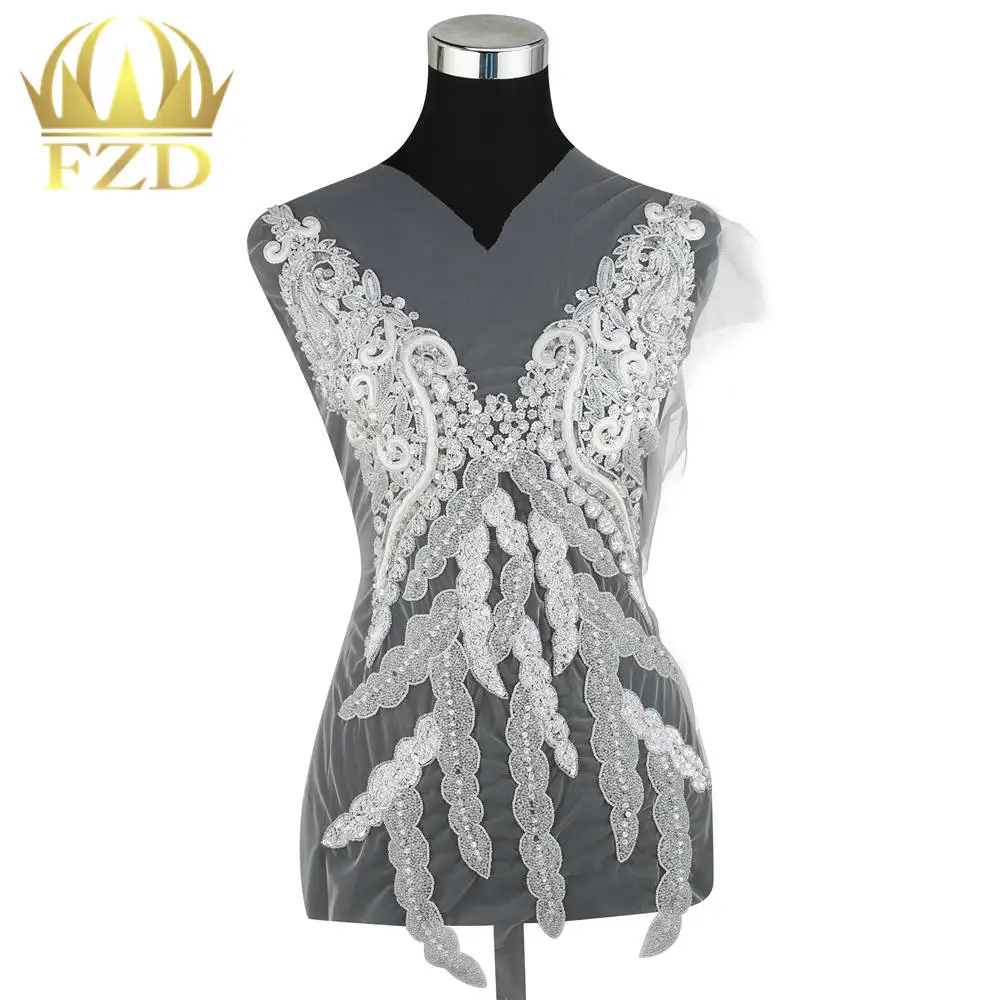 

Handmade Beaded Crystal Patches Embroidered Leaves White Mesh for Wedding Dress DIY Women Garments Dresses Decoration