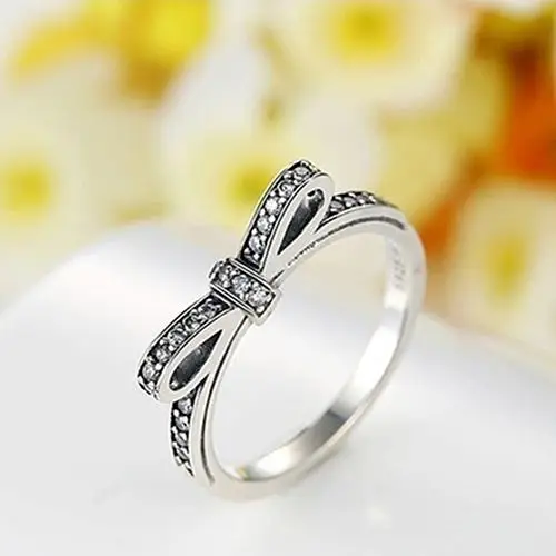 

Women Retro Rhinestone Inlaid Alloy Bowknot Engagement Finger Ring Jewelry Gift