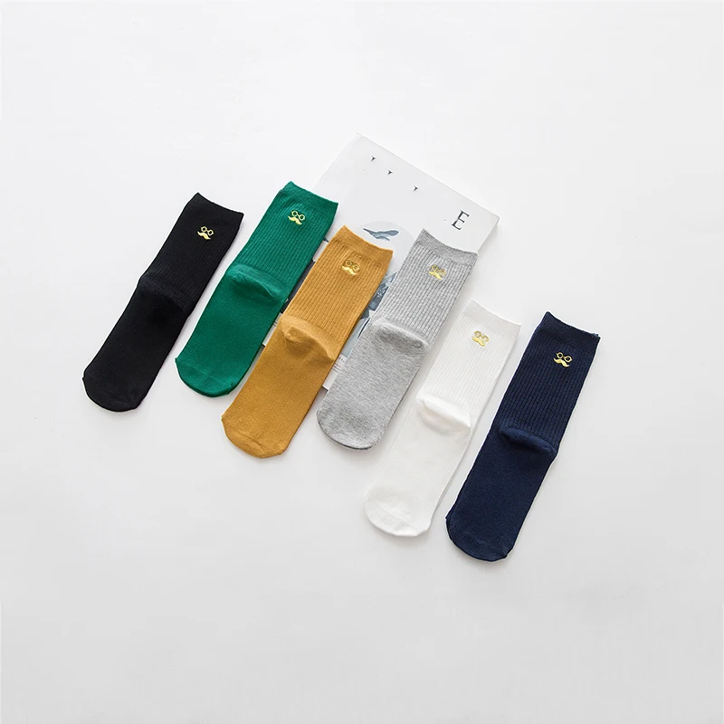 

Combed Cotton Fashion Hip Hop Women Socks Trend Wild Harajuku Happy Socks Funny Sokken Solid Color White Black For Ladies