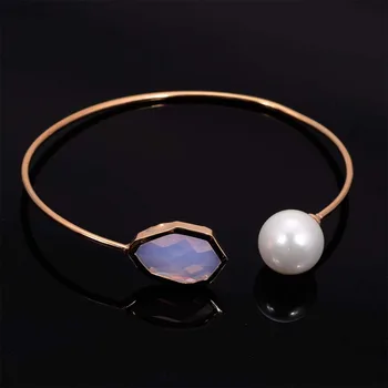 

Wholesale Crystal Bangle With Shaped Crystal And Pearl Golden Plated Pearl Bangle And Crystal Bangle B1506