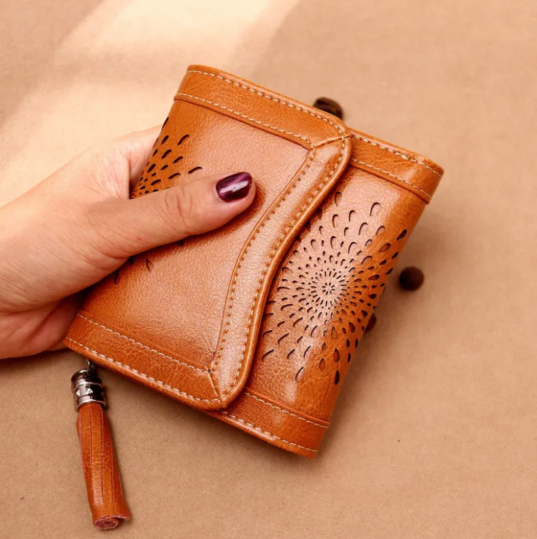

2019 new leather ladies wallet female short student Korean version of the multi-function mini purse driving license wallet