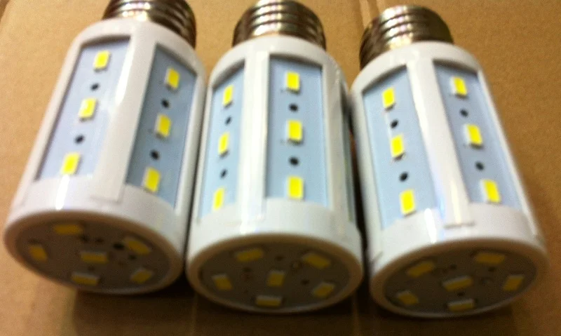 Lampada E27 220 V SMD 5730 7 W 24 leds bombilla de maíz Led lámpara lamparas solar luces del punto blanco cálido blanco frío con número de seguimiento