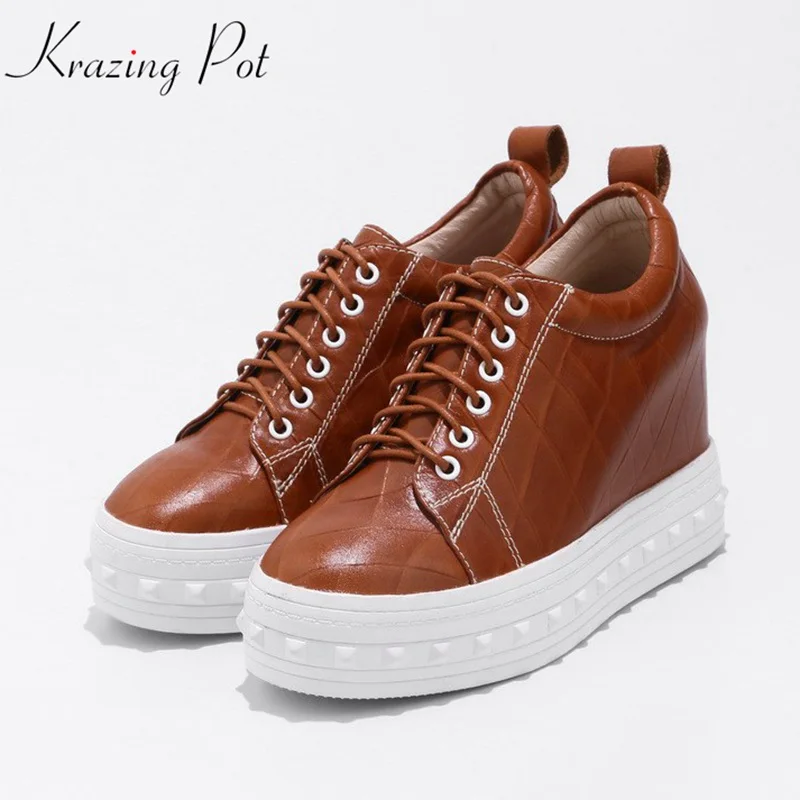 

Krazing Pot full grain leather super high heels leisure round toe loafers women wedges increasing rivets vulcanized shoes L6f3