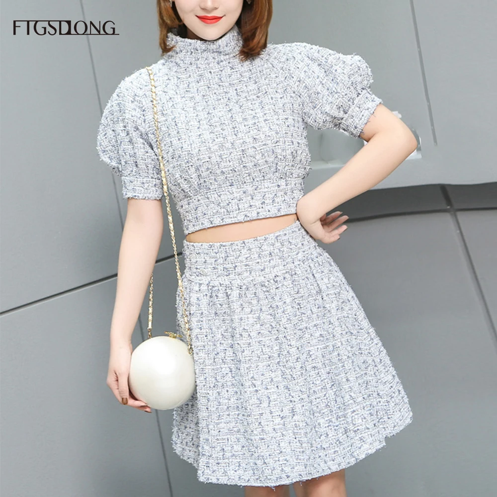 

FTGSDLONG Vintage Two Piece Tweed Set Fashion Runway Set Designers 2019 Mini Skirt Suits Puff Sleeve Tops and Sexy Zipper Skirts