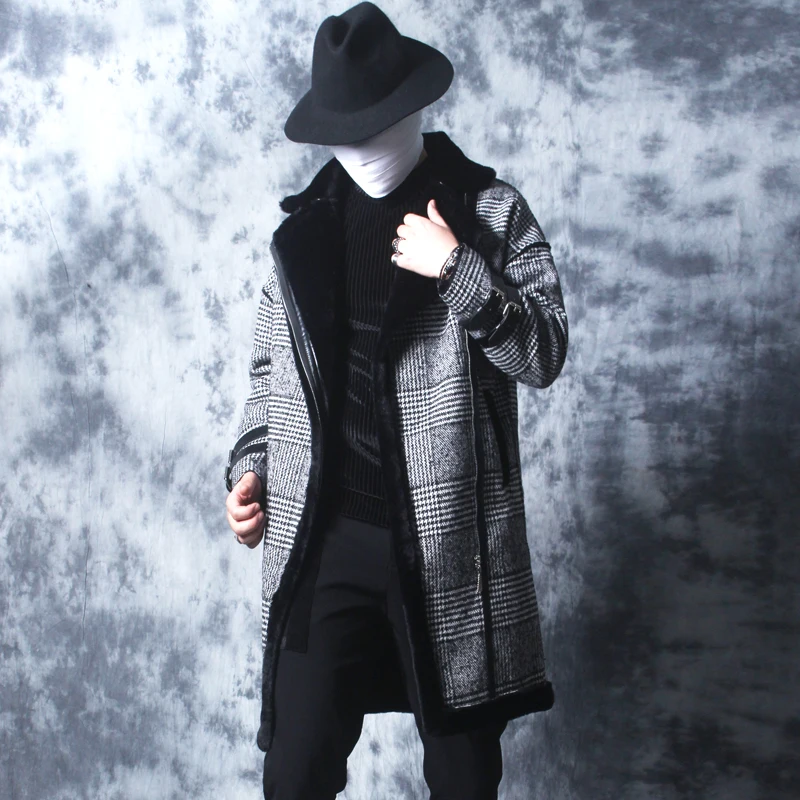 Winter Korean plaid woollen coat men's long style personality plush stitching coat oblique zipper coat tide. Winter Korean plaid woollen coat men's long style personality plush stitching coat oblique zipper coat tide.