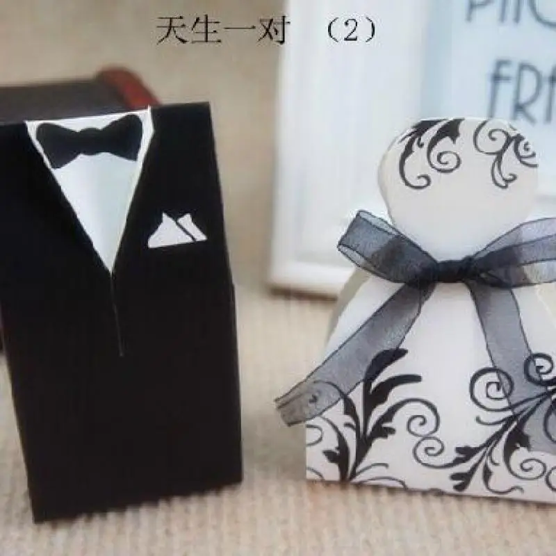 

100pcs/lot Bride and Groom Dresses Wedding Candy Box Gifts Favor Box Bonbonniere DIY Event Party Supplies Boite Gateau Mariage