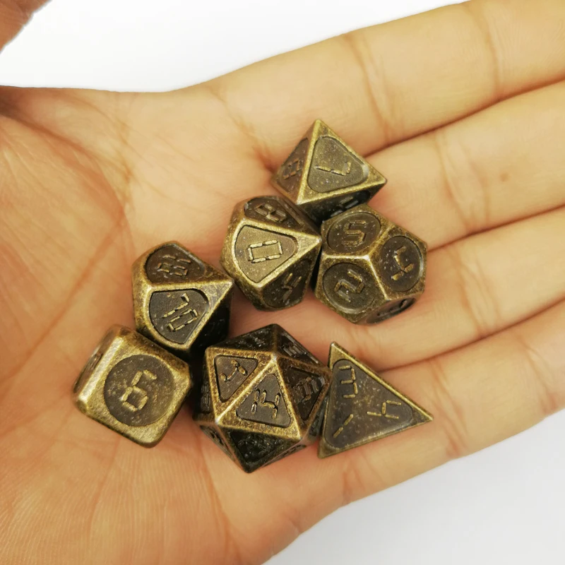

Mazmorras y dragones 7/construye dados de RPG creativos d y d dados de metal