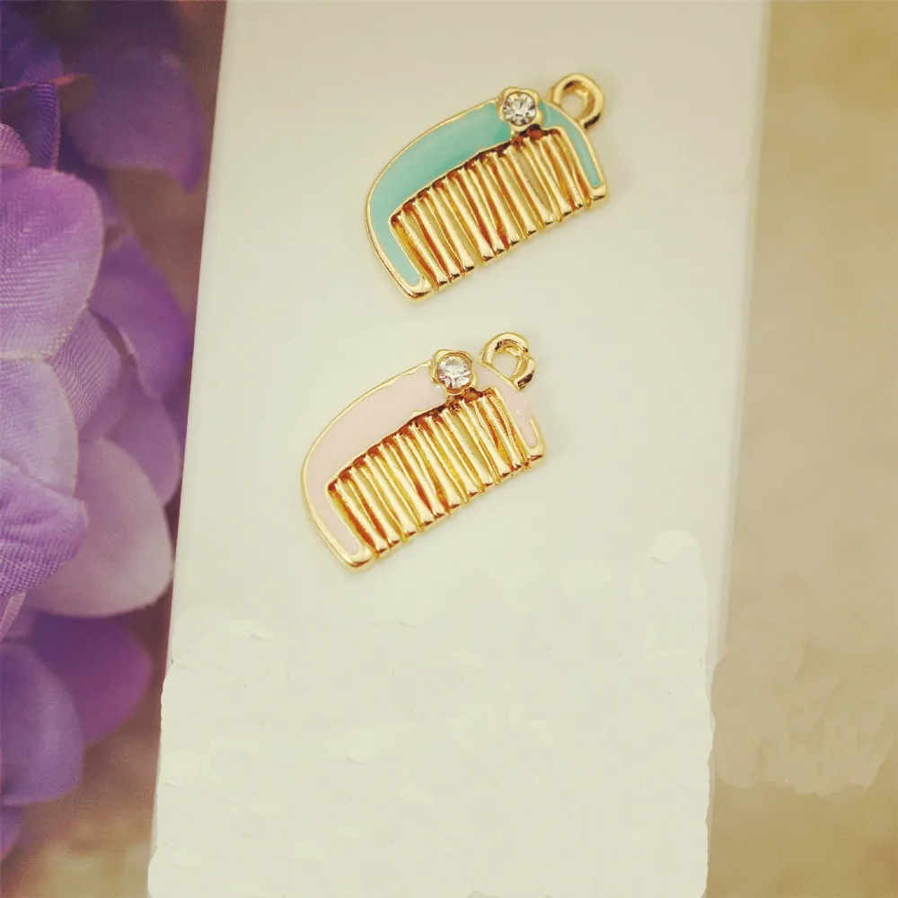 

DIY Fashion charm bracelet gifts small comb metal charms for jewelry making Pendant floating charm Key Chains as Accessories
