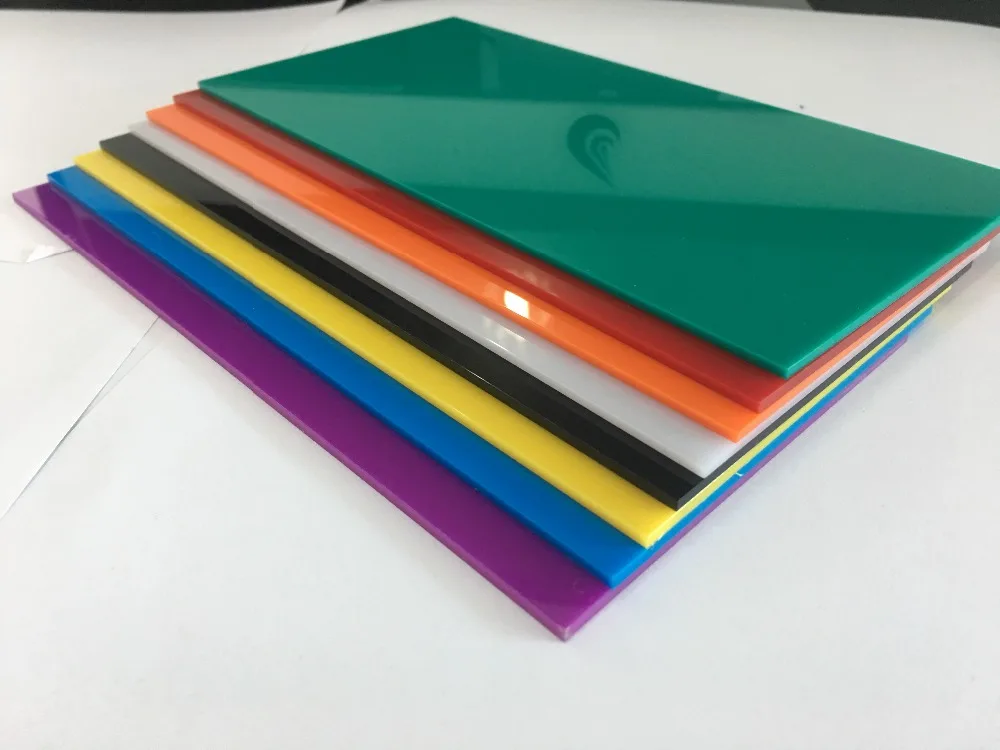 Plaque Acrylique Perspex Noir Brillant 2mm – 200x200mm – Film Protection PE – Résistant Aux Chocs