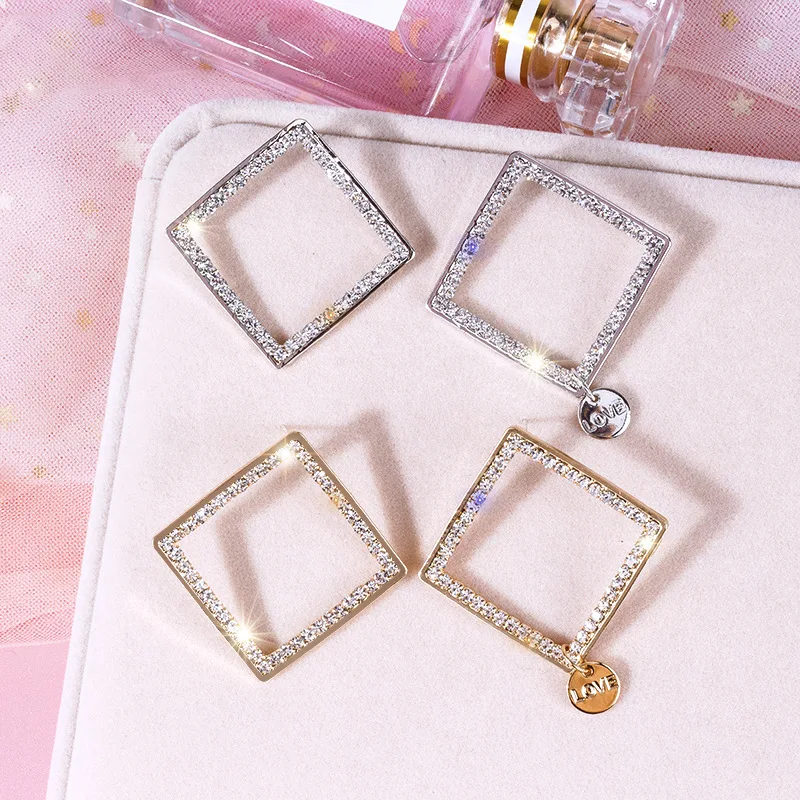 

Shiny Side New Fashion Brand Jewelry Pierced Square Stud Earrings for Women Simple Style Crystal Earrings Free Shipping