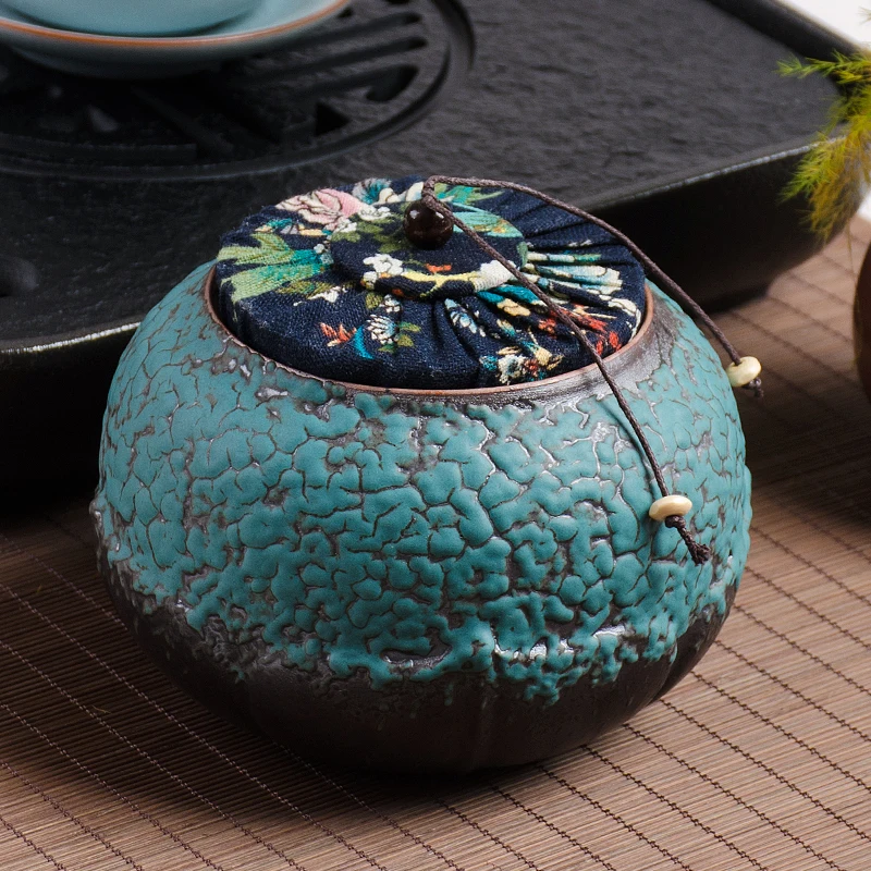 

Kiln change ceramic decorative tea pot lotus petal pattern storage tank sealed cans Chinese tea can home decorations accessories