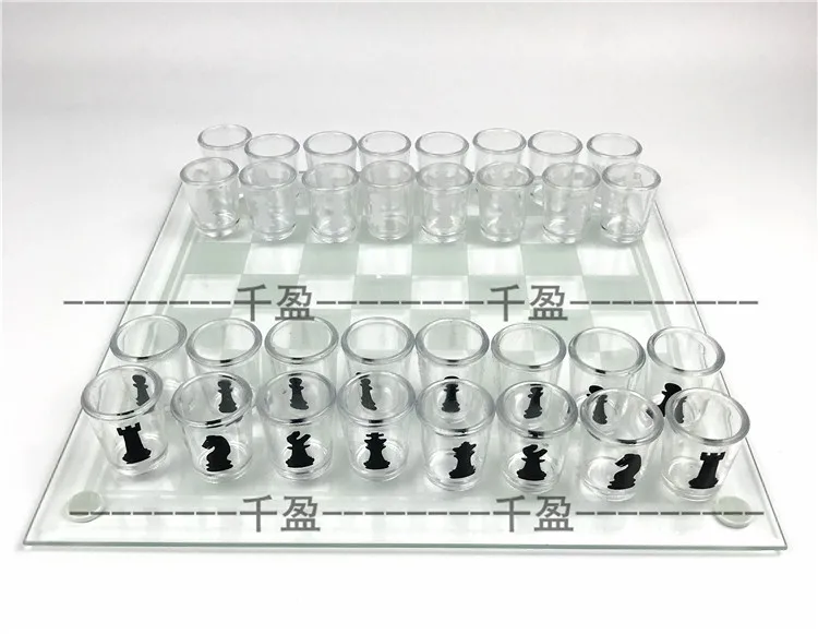 High Quality Chess Game Medieval Chess Set With Chessboard 32 Chess Pieces With Chessboard drink Chess Bar games