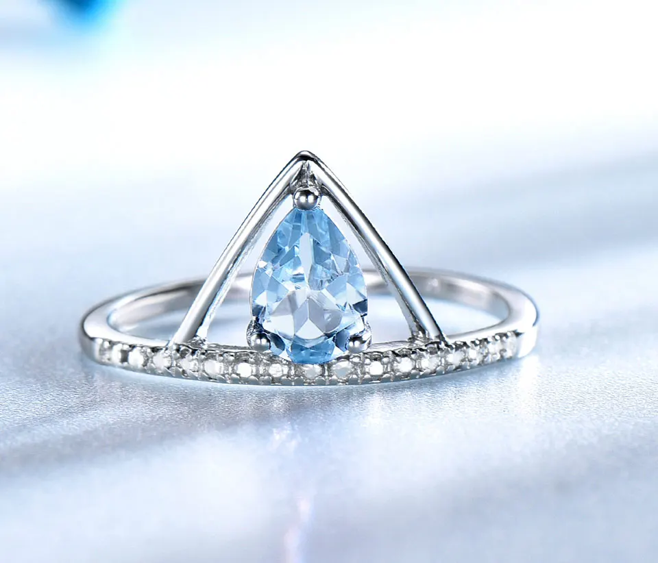 -Sky-blue-topaz-silver-rings-for-women-RUJ079B-1-PC_03