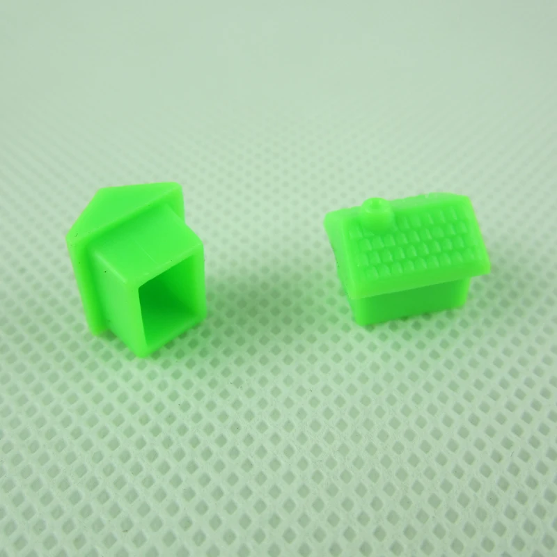 

Free Shipping 20pcs 13*10*10mm HOUSE Board Game Chess/Pawn Game Pieces fitting Plastic Pieces Refill House Props Supplies