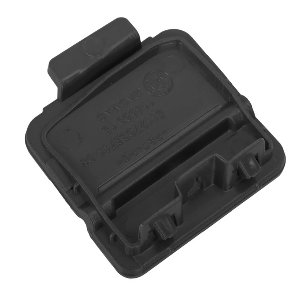 السيارات مانع صدمات خلفي للسيارة السحب هوك غطاء العين كاب 51127119151 ل BMW 5 سلسلة E60 2008-2010 السيارات مانع صدمات خلفي للسيارة السحب هوك غطاء العين كاب 51127119151 ل BMW 5 سلسلة E60 2008-2010