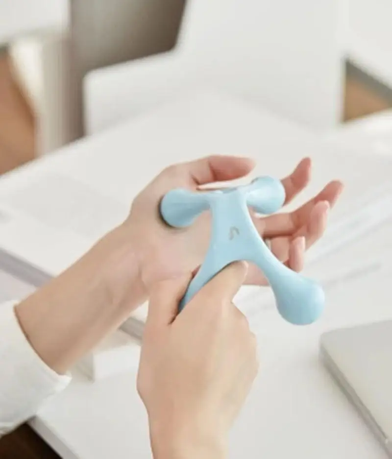 Новый XIAOMI Mijia Le Fan маленький ручной массажер мини расслабляющий усталость легкий