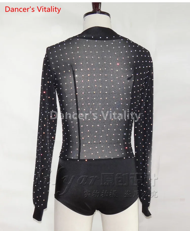2017Male Latin v collar Dancing Tops Dancing Tops Showing Wear Adult Original Clothes Man Long sleeves Latin Dance Tops male tango outfit