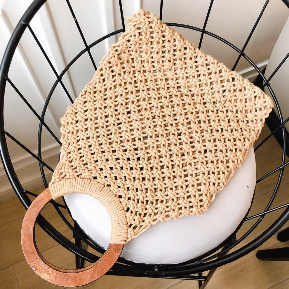 2019 spring and summer new woven bag hollow beach bag