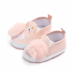 Для маленьких девочек Лебедь Hairball Нескользящие Первые ходунки мягкая подошва обувь детские вышитые плюшевые малыши легкая обувь # YL