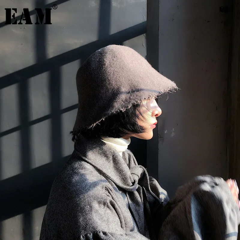 

[EAM]2019 Spring Summer Woman Temperament Stylish Solid Four Color Keep Warm Fold Fur Imitate Wool Fisherman Hat All Match LE335