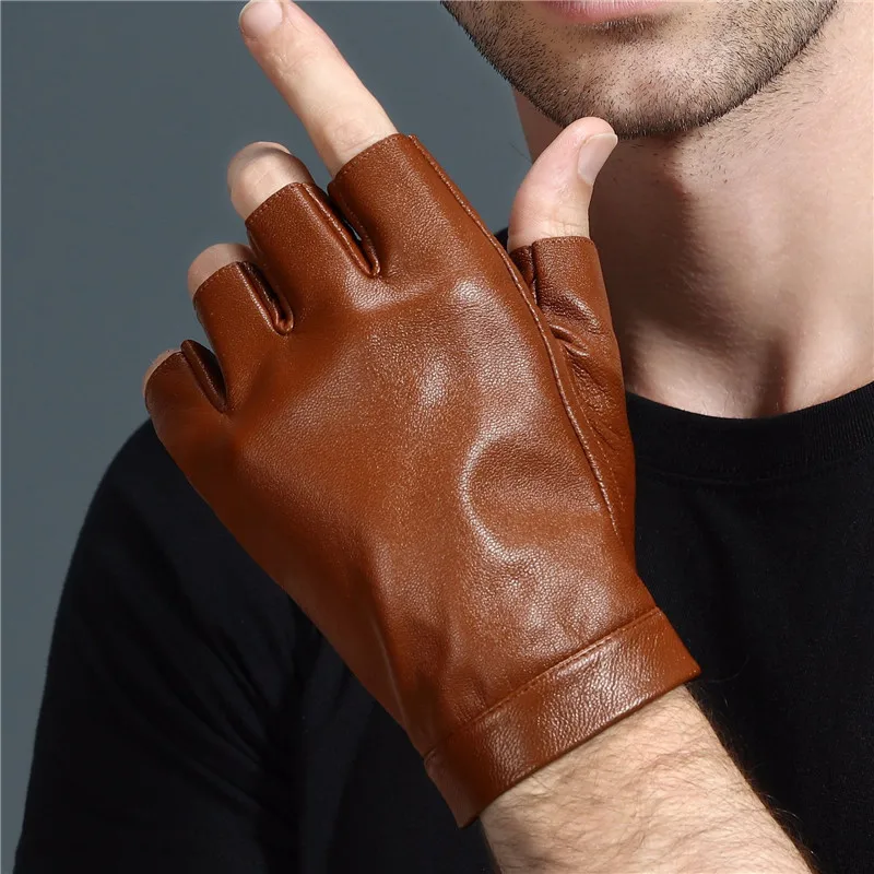 Рисунок 3 - Перчатки из козьей кожи на полпальца