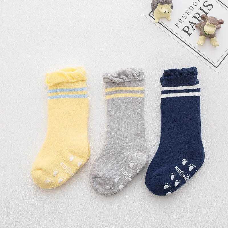 3 Pairs/Lot Baby Children Socks Whit Grips Cotton Cartoon Breathable High Tube Socks for Kids Baby Boys Girls Free Shipping 