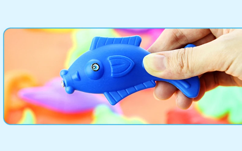 4373402608_1316360910