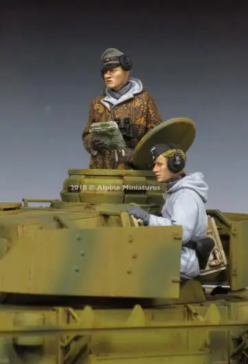 

1/35 Resin Kits WW2 German Tankman 2pcs/set (no tank)