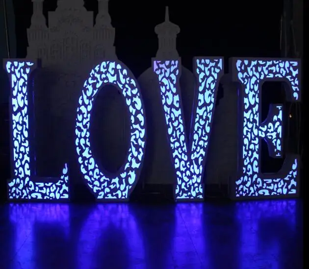 Wedding props stage decoration LOVE background decoration props PVC carved love screen greeting area ornaments