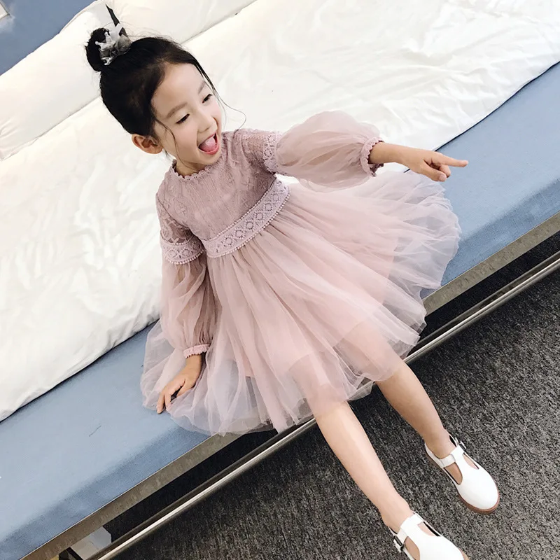 

2019 Spring Summer Little Girls Long Sleeved Sweet Dress Children's Embroidered Tulle Princess Dresses Kids Gauze One-Piece A427