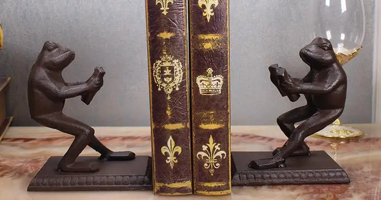Пара винтажных чугунных подставок для книг с концами подставка в деревенском