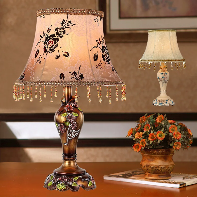 free shipping High end European style table lamp table lights carved