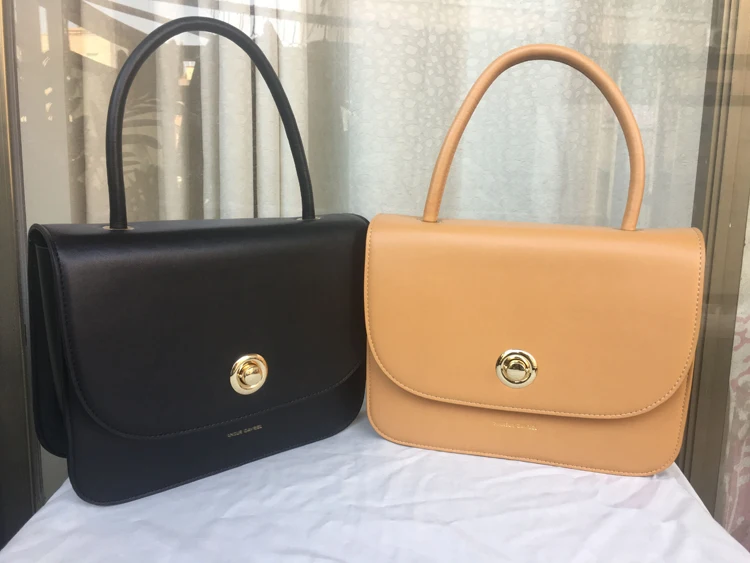 QQ20181109100235