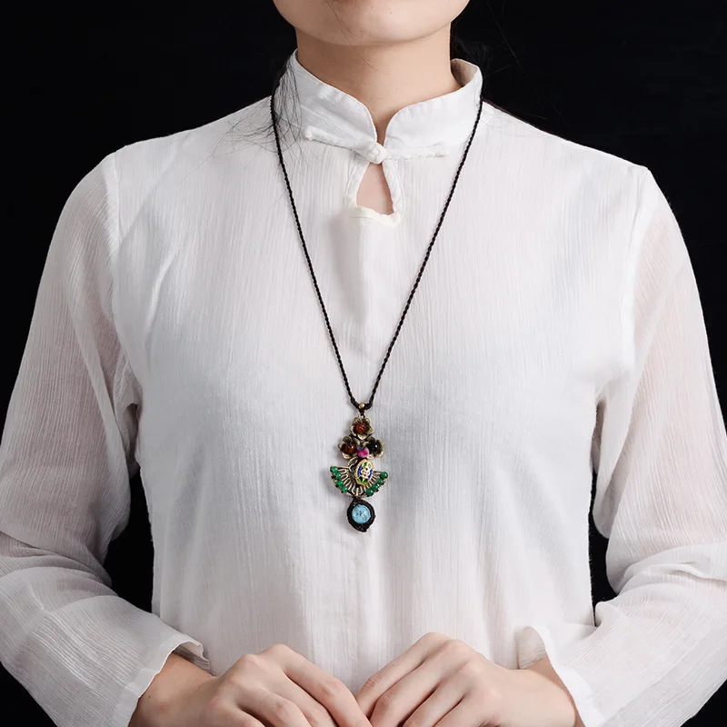 

Vintage China Ethnic Women JewelryPeacock Open Tail Carnelian Stone Pendant Necklace Three Flowers Braided Long Rope Necklace