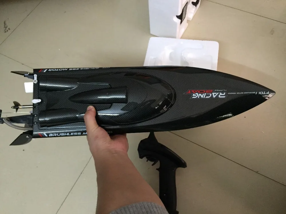 Feilun FT011 65CM 2.4G 50 km//h Water Cooled Brushless Motor RC Racing Boat