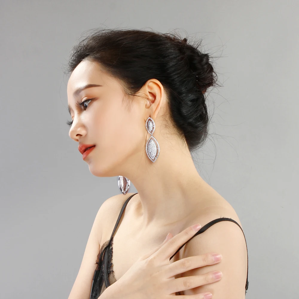 Long earrings (6)