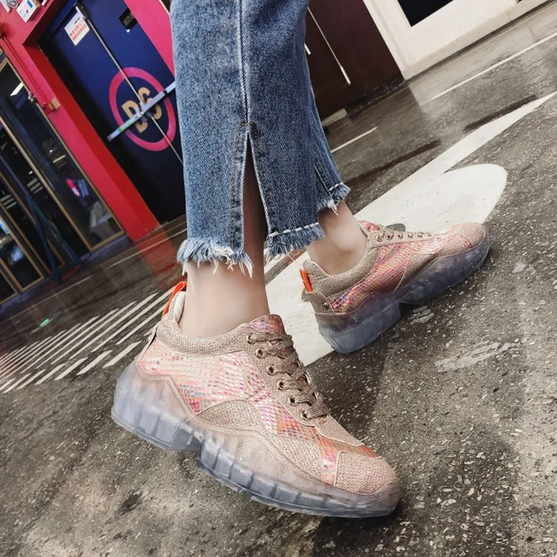 COOTELILI Luxury Lace Up Shoes Women Sneakers Spring Autumn Fashion Breathable PU Leather Women Shoes Soft Footwears 35-39 (9)