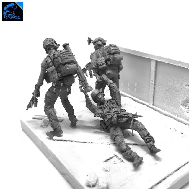  Yufan Model 1/35 Figure Modern U.s. Army Rescue Comrade-in-war State 1/35 Resin Soldier Bee-16