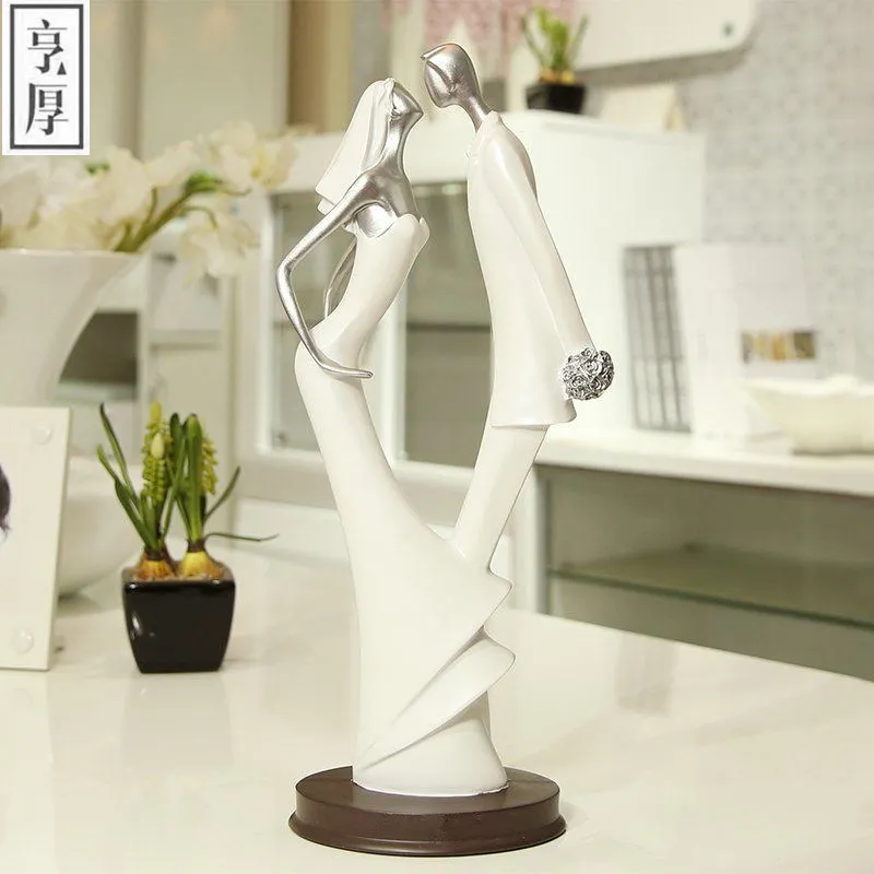 Modern home furnishing statue ceramic crafts figures wedding decoration
