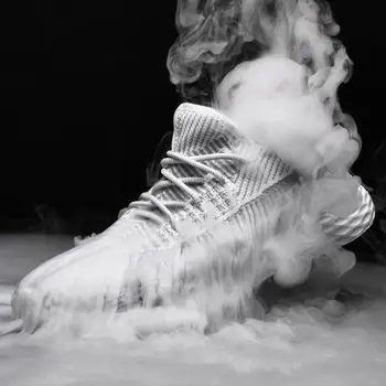 

New Hot Sale Man Running Shoes Sneakers For Men Trends Comfortable Sports Shoes Male Ultra Light Walking Shoes Black Zapatillas