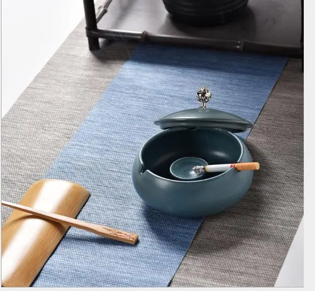 

Portable Ceramic Ashtray With Lid Windproof Outdoor Indoor Cigarette Ashtray Chinese Style Ash Holder