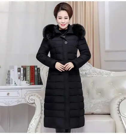 Женский пуховик для среднего возраста, пальто с капюшоном, тонкое плотное теплое длинное пальто большого размера, зимние куртки с меховым воротником для женщин - Цвет: black