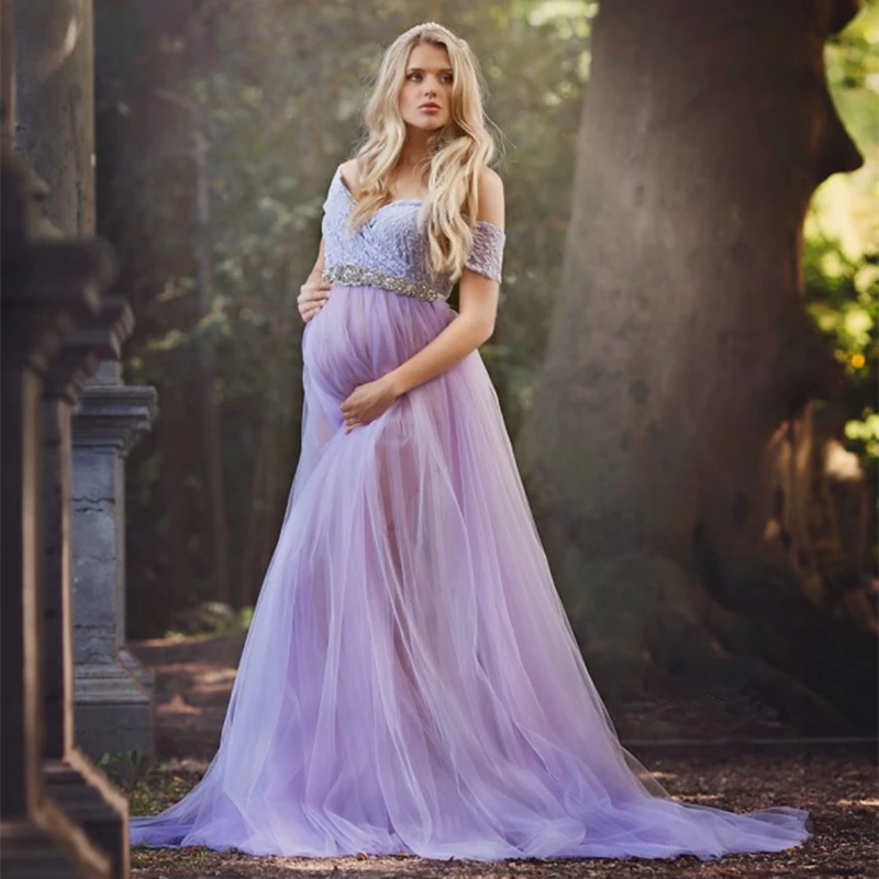 Длинное платье из тюля для фотографирования беременных