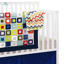 Хлопковый комплект постельного белья для новорожденных, цветные квадраты, мягкие бортики для кровати, мягкие дышащие простыня и пододеяльник для маленьких мальчиков