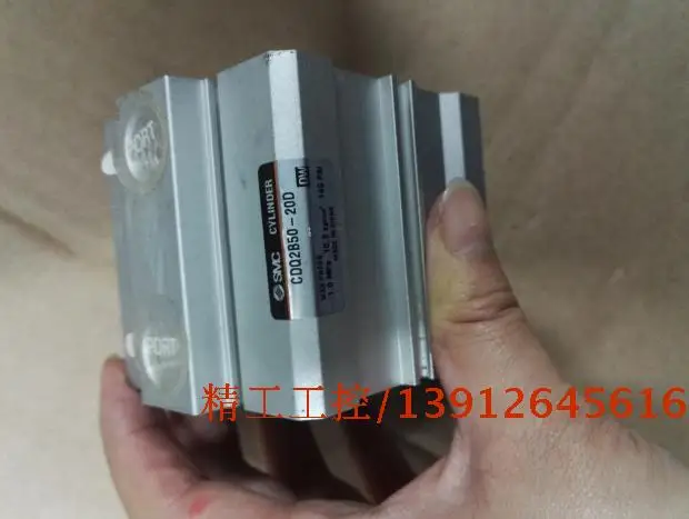 

[SA] Japan SMC thin cylinder CDQ2B50-20D new package when selling second-hand real figure spot --5pcs/lot