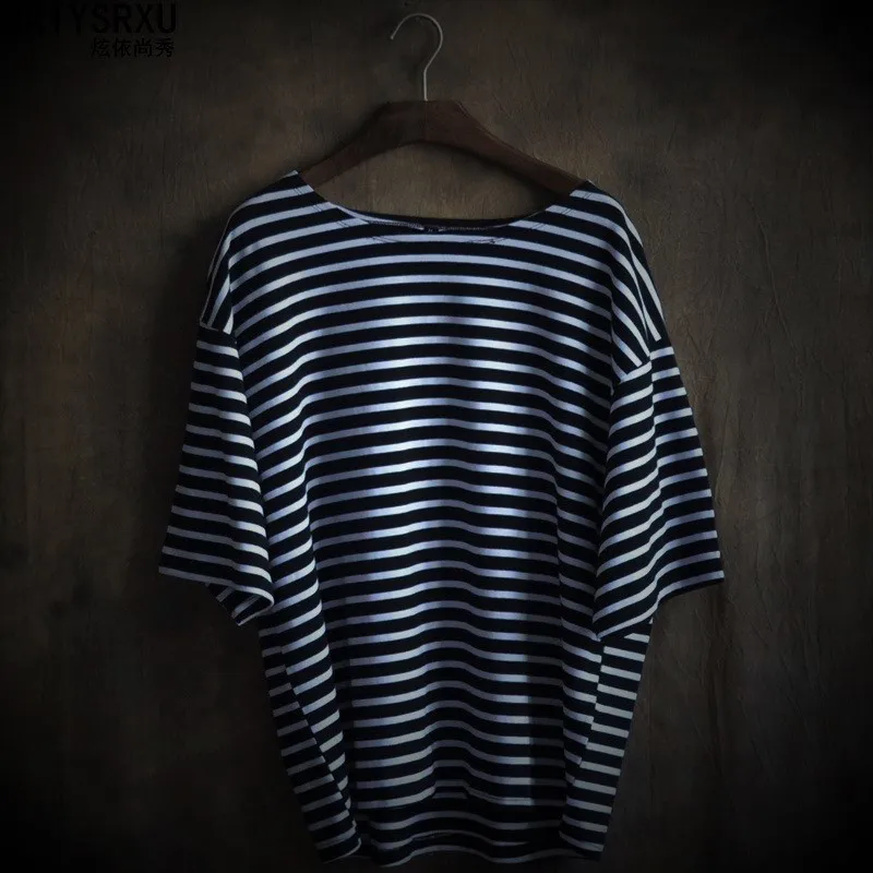 

2016 summer new type big yards wide stripe batwing coat 5 minutes of sleeve T-shirt with short sleeves men T-shirt t-shirts