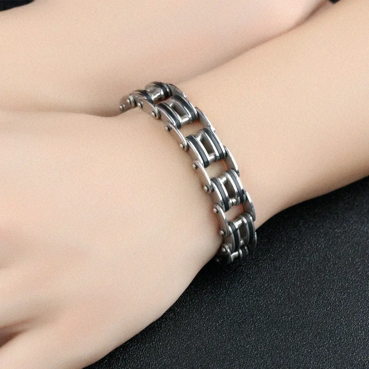 4405032967_113251234