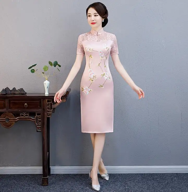 Розовый Летний вышивка Cheongsam элегантный женские ручной работы и пуговицы платье короткий рукав по колено сексуальное короткое платье M-XXXXL - Цвет: Розовый