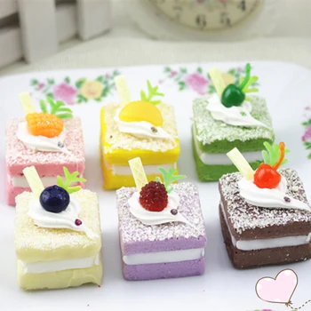 

1Pc 3.5CM Simulation Square PU Cake Creamy Cake Kids' Kitchen Toys Bakery Frosting Cute Photography Food Props Random Color