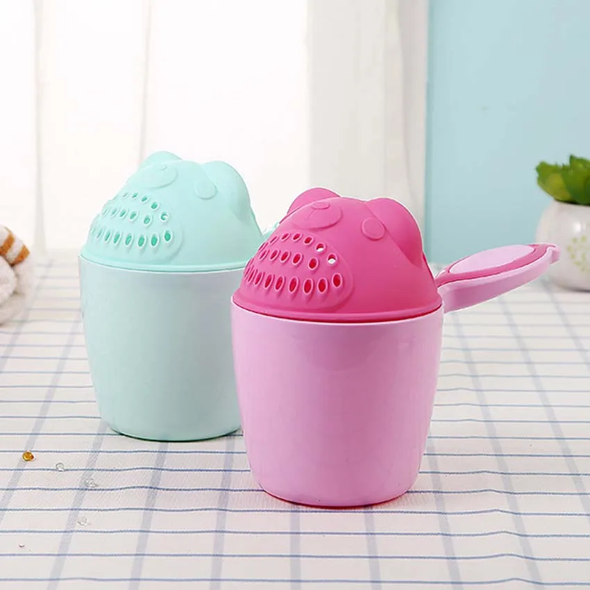 Cartoon Baby Bath Caps Baby Shampoo Cup Children Bathing Bailer Baby Shower Spoons Child Washing Hair Cup Kids bath Tool Cartoon Baby Bath Caps Baby Shampoo Cup Children Bathing Bailer Baby Shower Spoons Child Washing Hair Cup Kids bath Tool